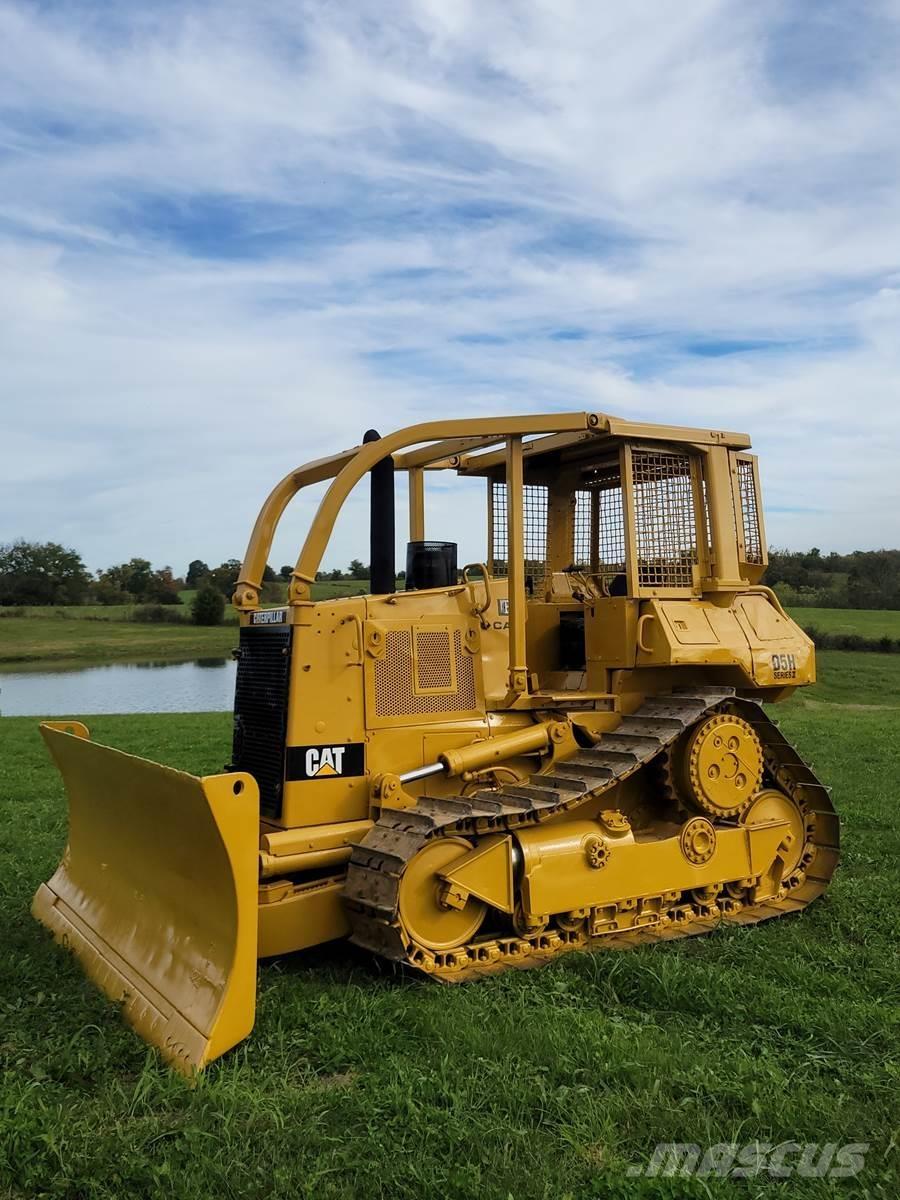 CAT D5H Crawler dozers