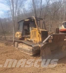 CAT D6K Crawler dozers