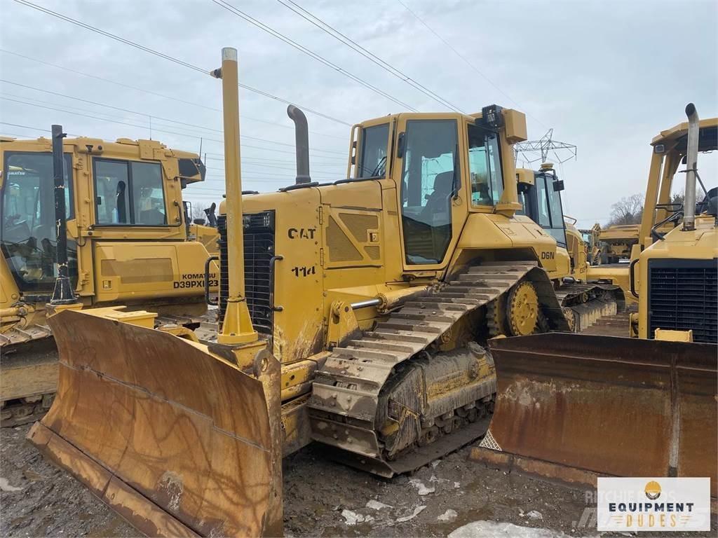 CAT D6N XL Crawler dozers
