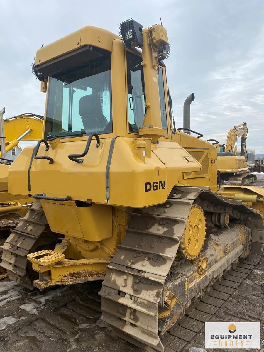 CAT D6N XL Crawler dozers