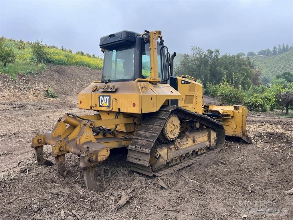 CAT D6N XL Crawler dozers
