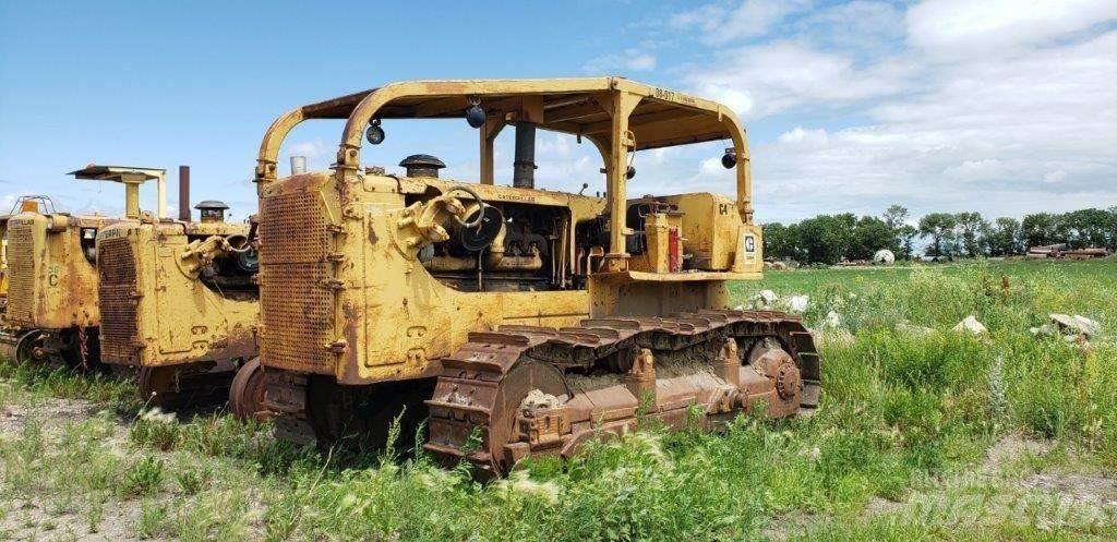 CAT D8H Crawler dozers