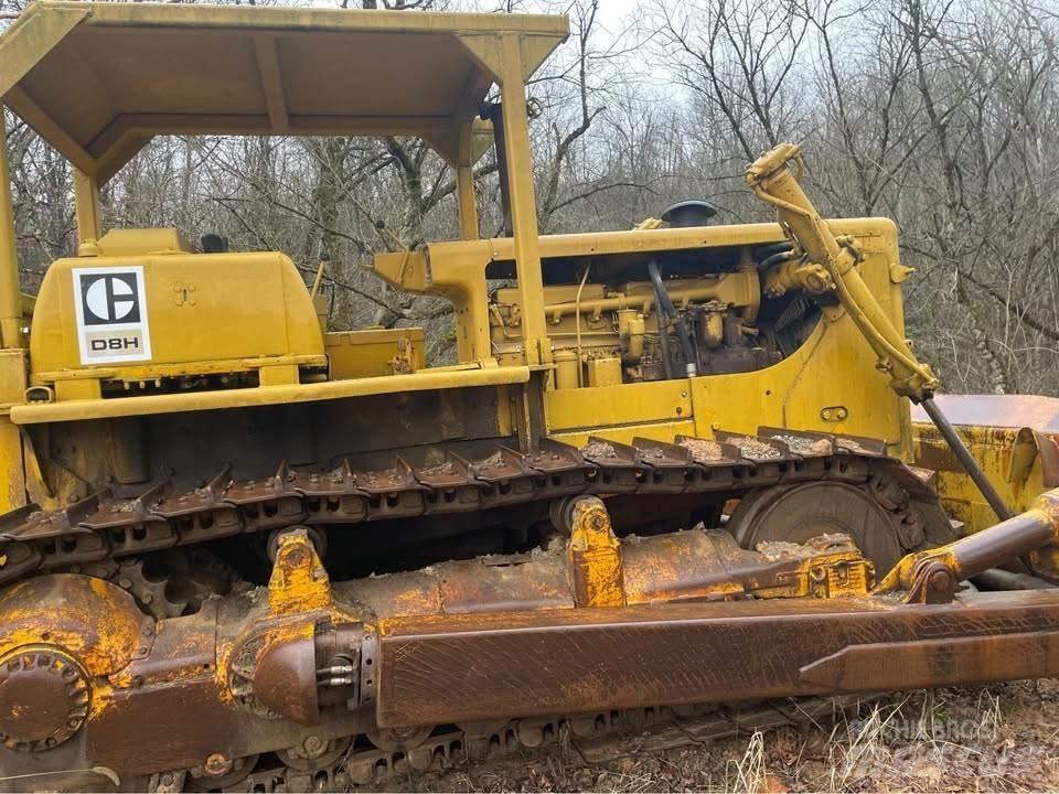 CAT D8H Crawler dozers