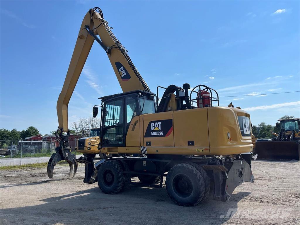 CAT MH3026 Demolition excavators