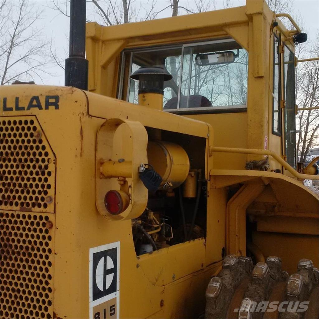 CAT SR4B Towed vibratory rollers