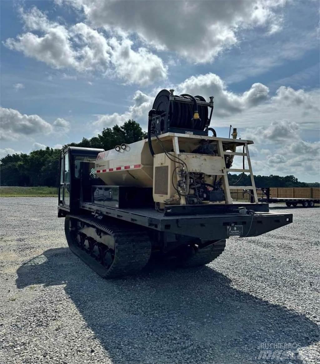 Finn T120 Receiving hoppers, blowers and elevators