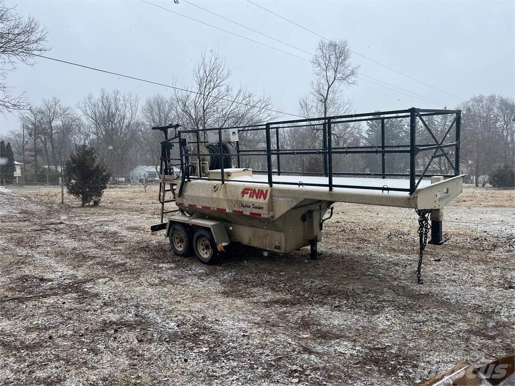 Finn T120 Receiving hoppers, blowers and elevators
