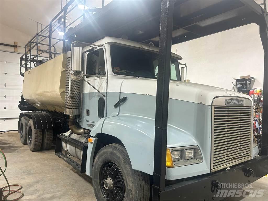 Finn T330 Receiving hoppers, blowers and elevators