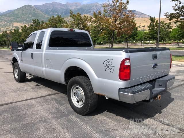 Ford F-250 Pick up/Dropside