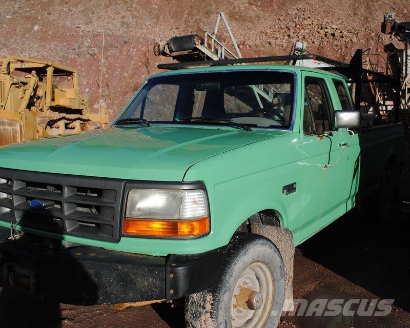 Ford F-250 Pick up/Dropside