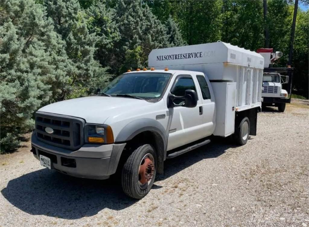 Ford F-550 Wood chip trucks