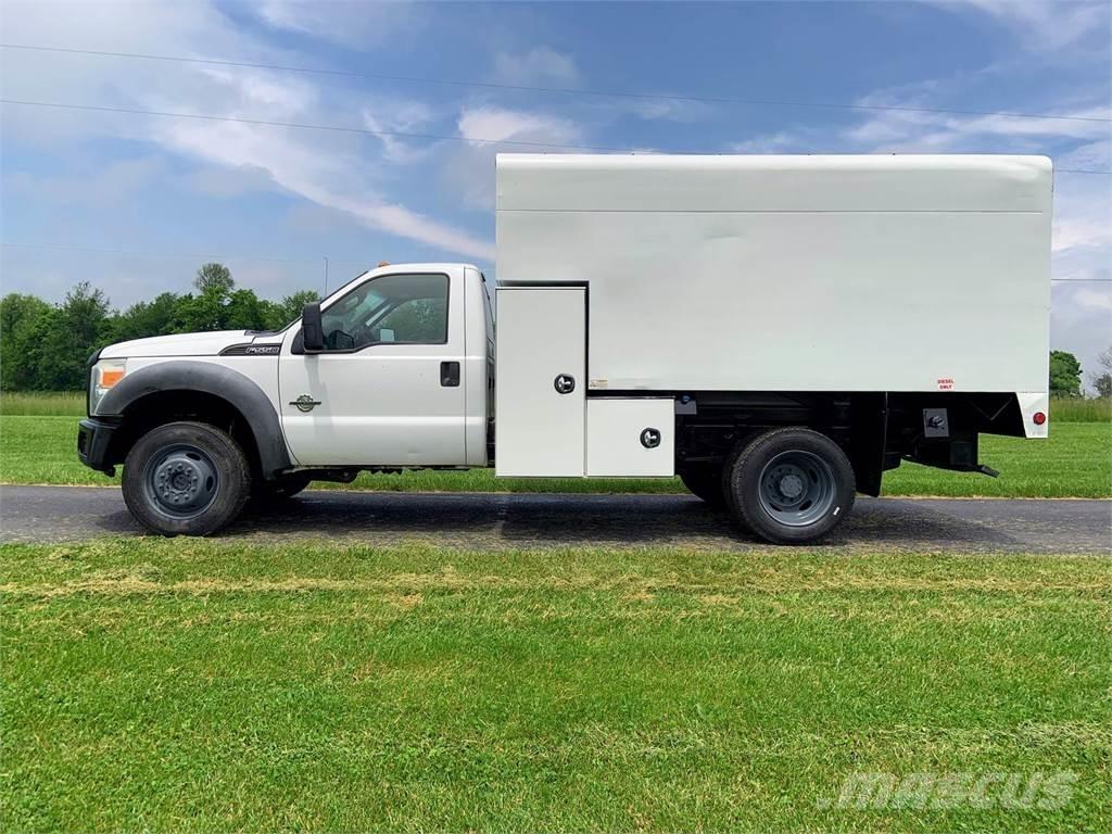 Ford F-550 Wood chip trucks