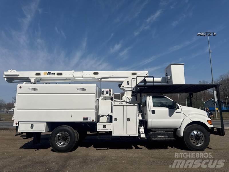 Ford F-750 Truck & Van mounted aerial platforms