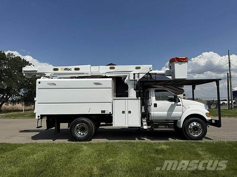 Ford F-750 Truck & Van mounted aerial platforms