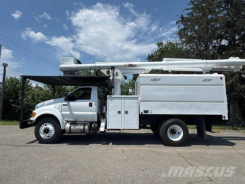 Ford F-750 Truck & Van mounted aerial platforms