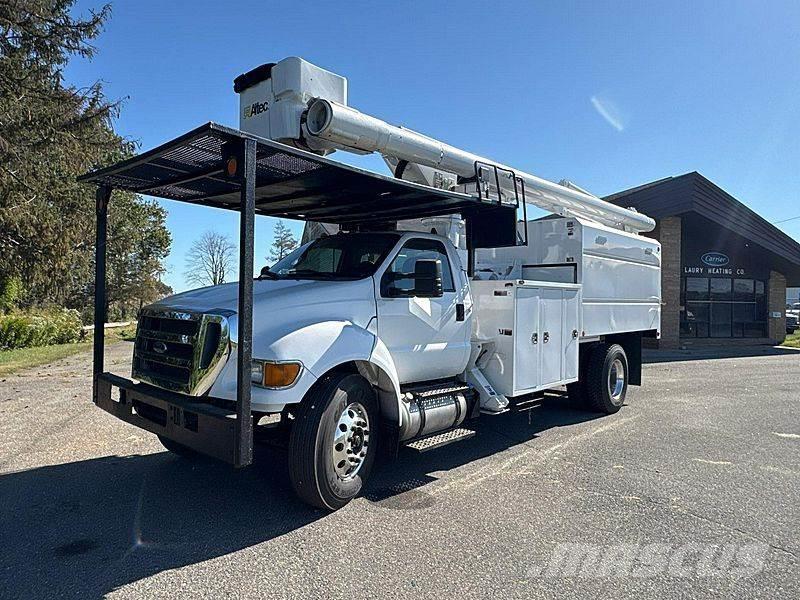 Ford F-750 Truck & Van mounted aerial platforms