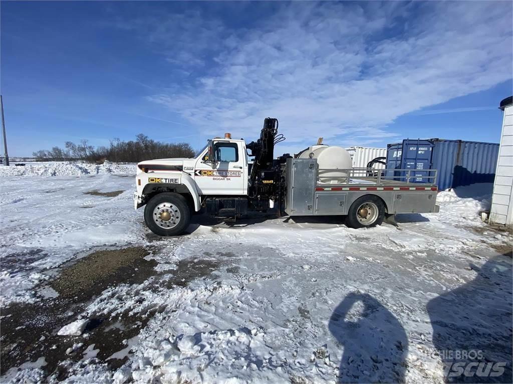 Ford F-800 Municipal / general purpose vehicles