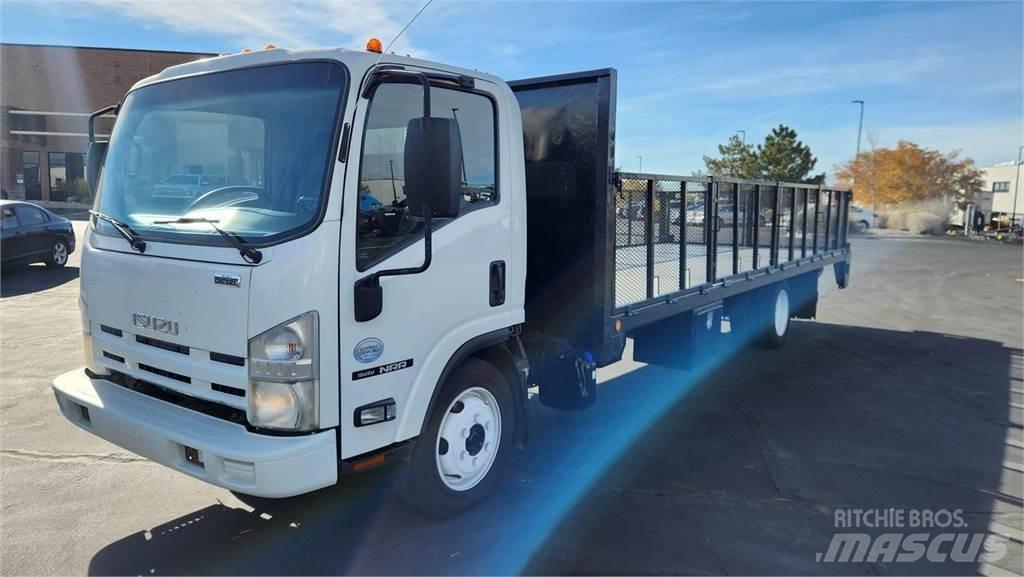 Isuzu NRR Animal transport trucks