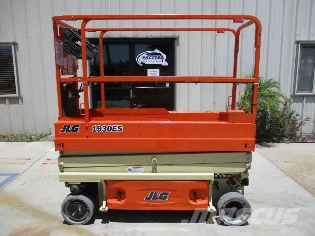 JLG 1930ES Scissor lifts