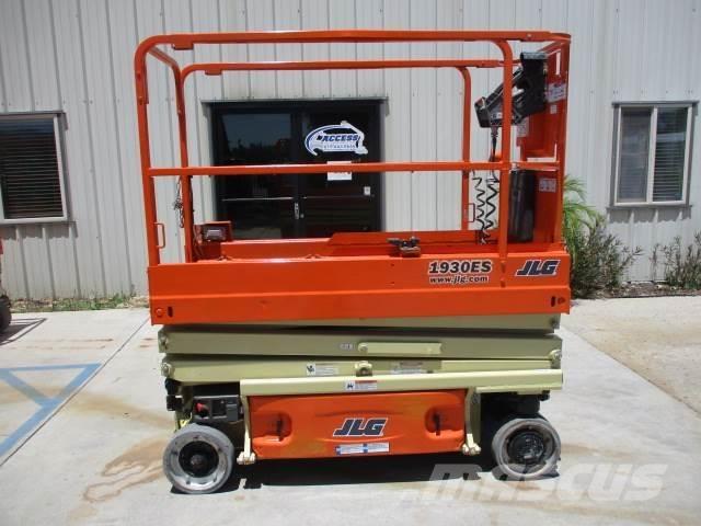 JLG 1930ES Scissor lifts