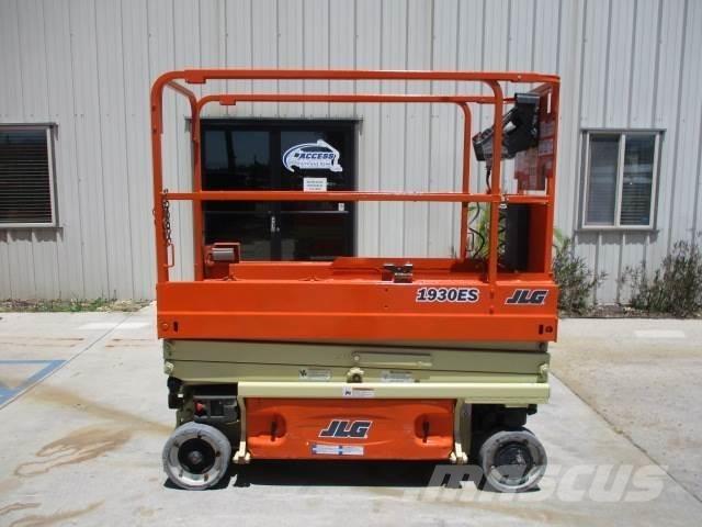 JLG 1930ES Scissor lifts