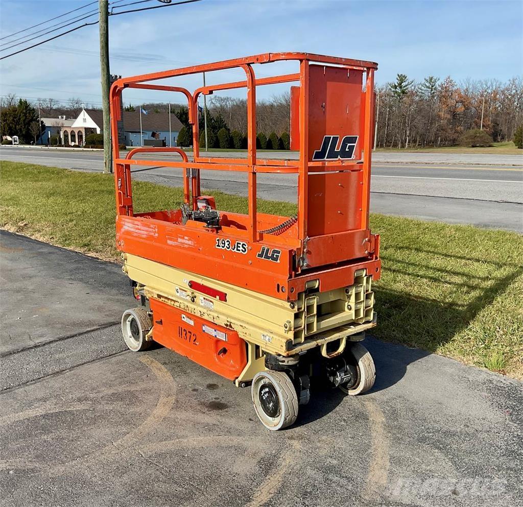 JLG 1930ES Scissor lifts