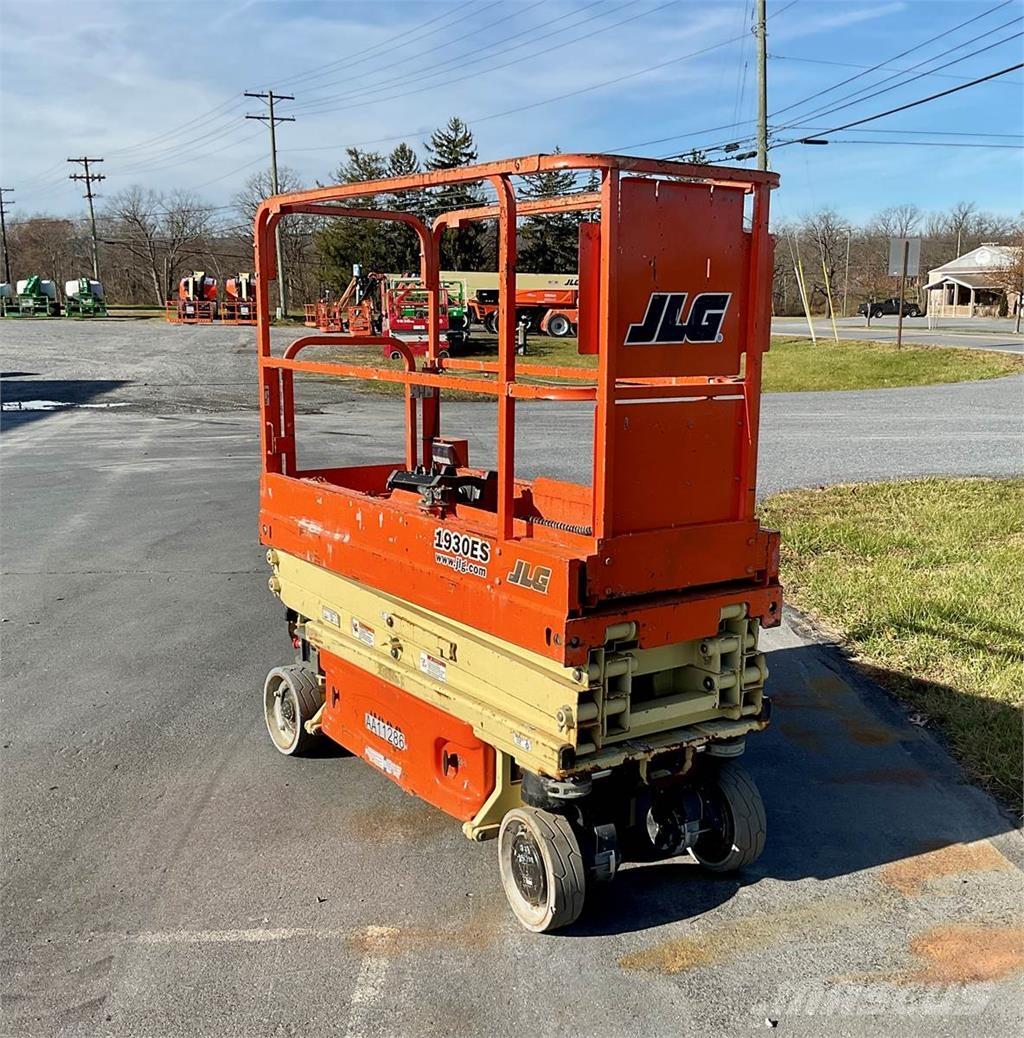 JLG 1930ES Scissor lifts
