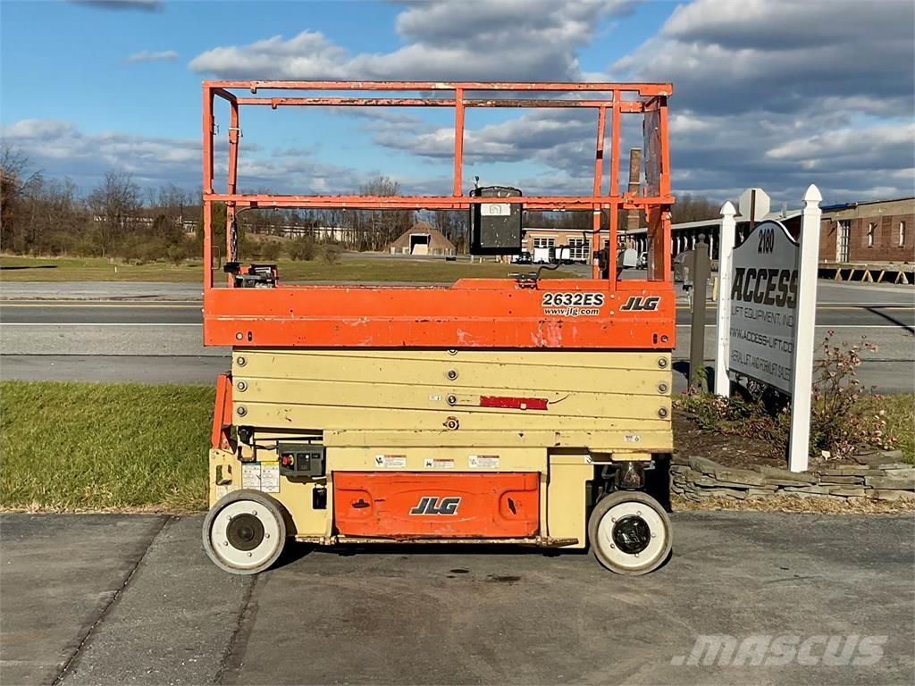 JLG 2632ES Scissor lifts