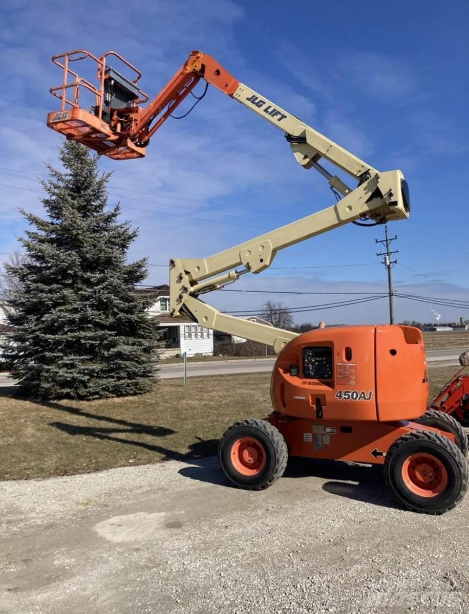 JLG 450AJ Vertical mast lifts