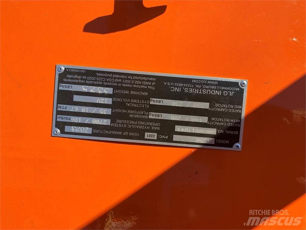 JLG T350 Trailer mounted aerial platforms