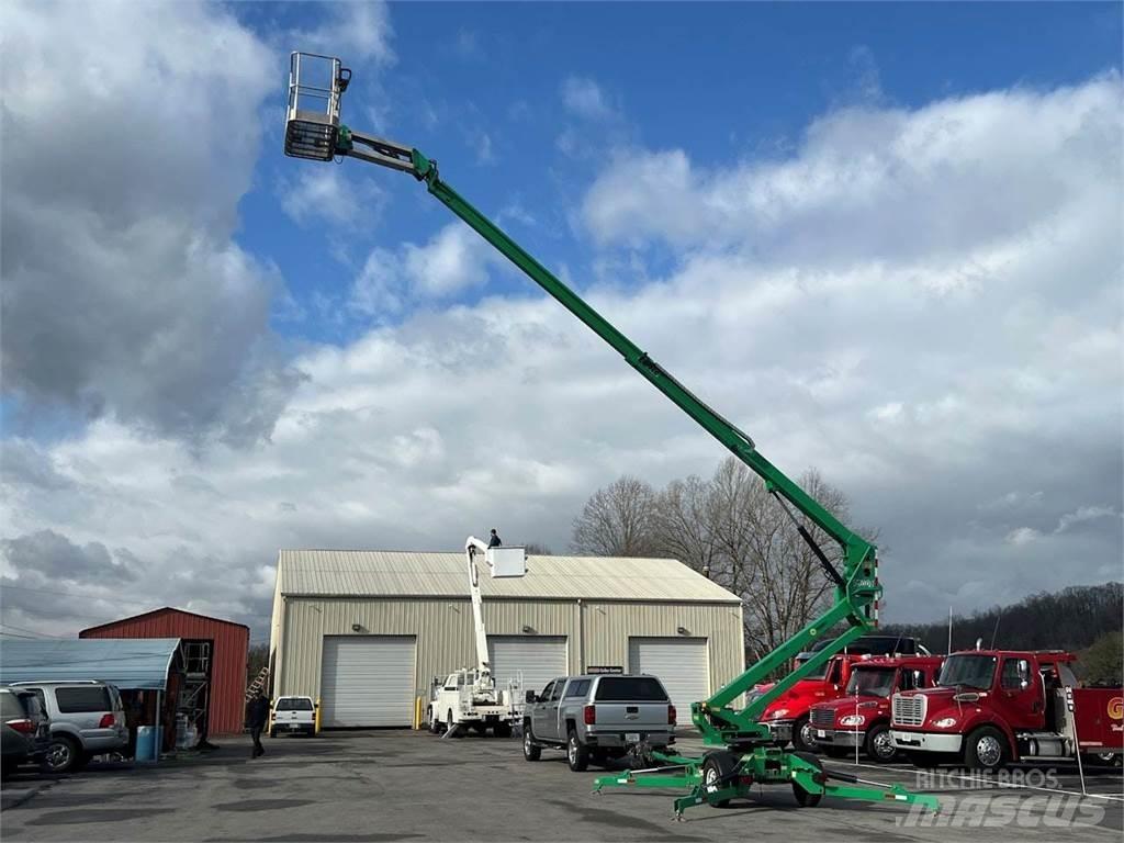 JLG T500J Trailer mounted aerial platforms