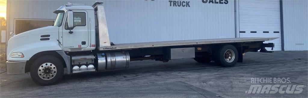 Mack MP7 Skip loader trailers