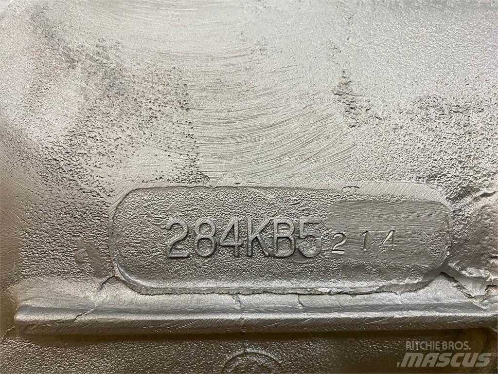 Mack T2050 Transmission