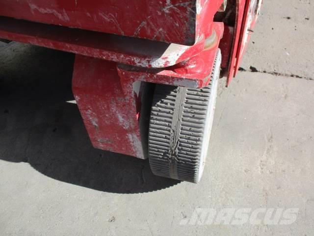 MEC 1330SE Scissor lifts