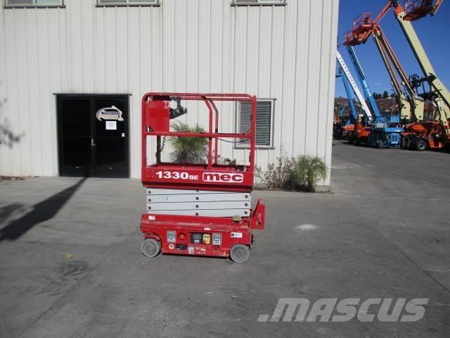 MEC 1330SE Scissor lifts