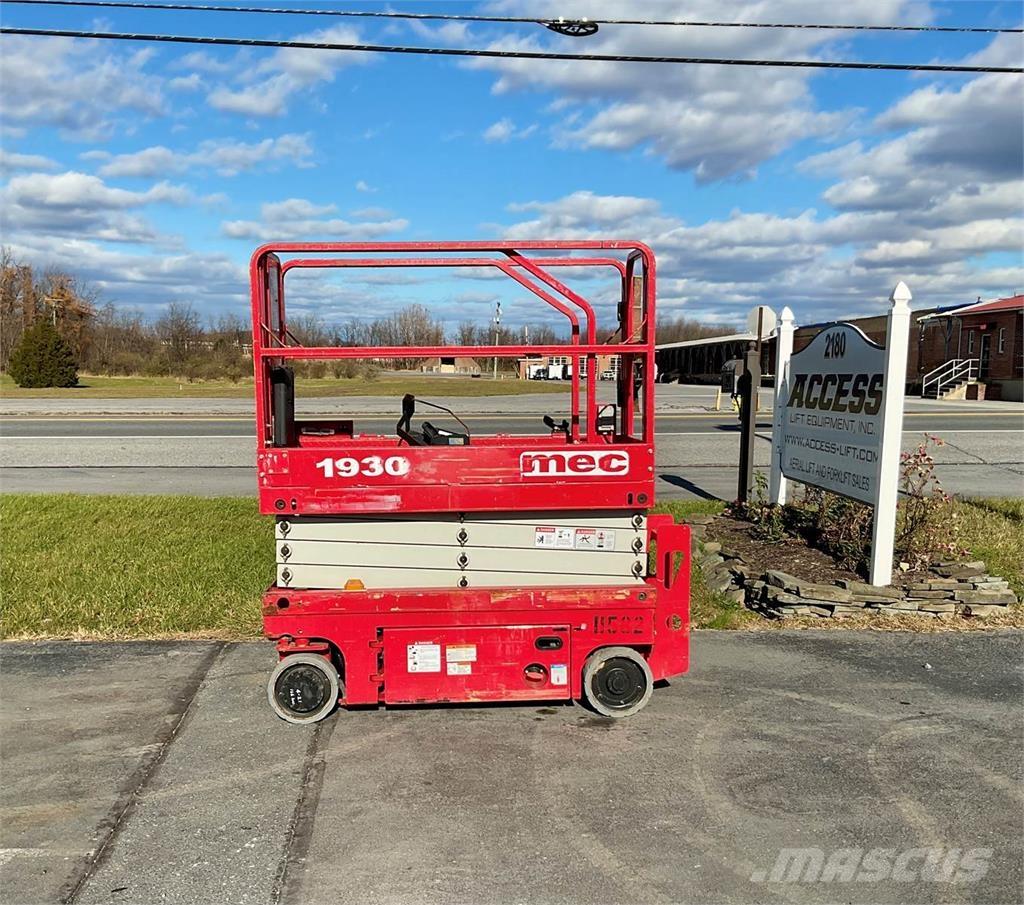 MEC 1930SE Scissor lifts