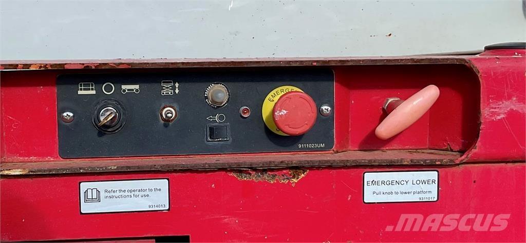 MEC 1930SE Scissor lifts