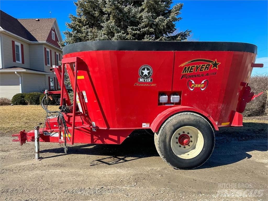 Meyer F355 Mixer feeders