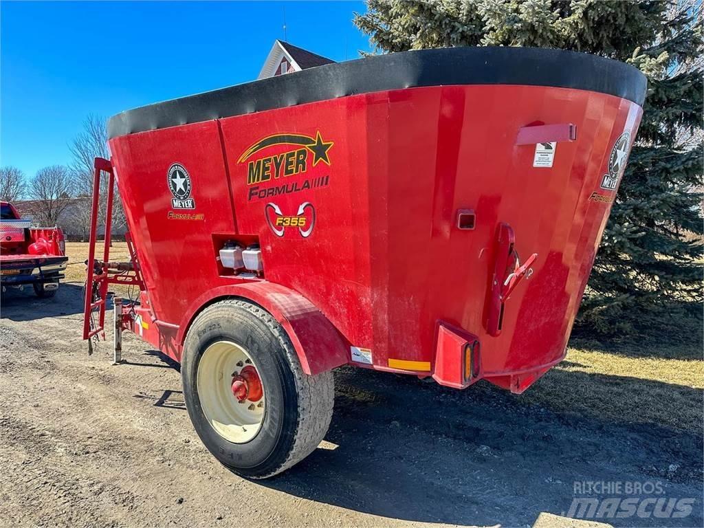 Meyer F355 Mixer feeders
