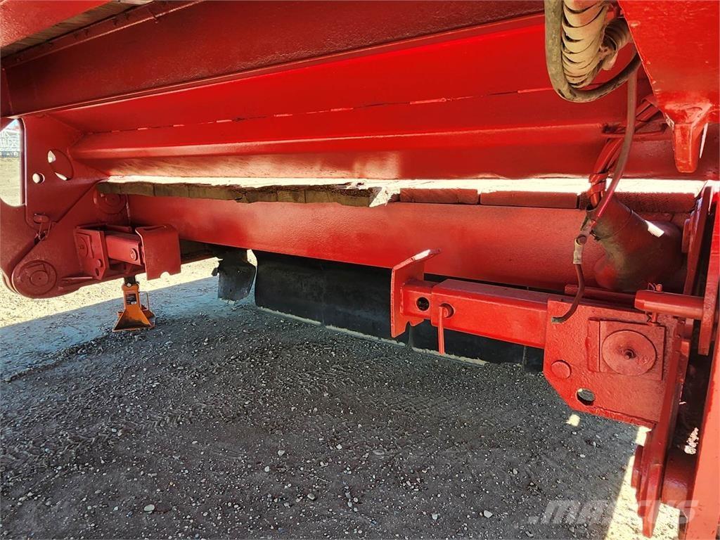 Peerless  Low loaders