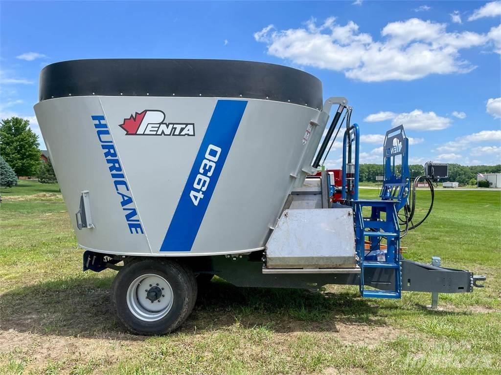 Penta 4930 Mixer feeders