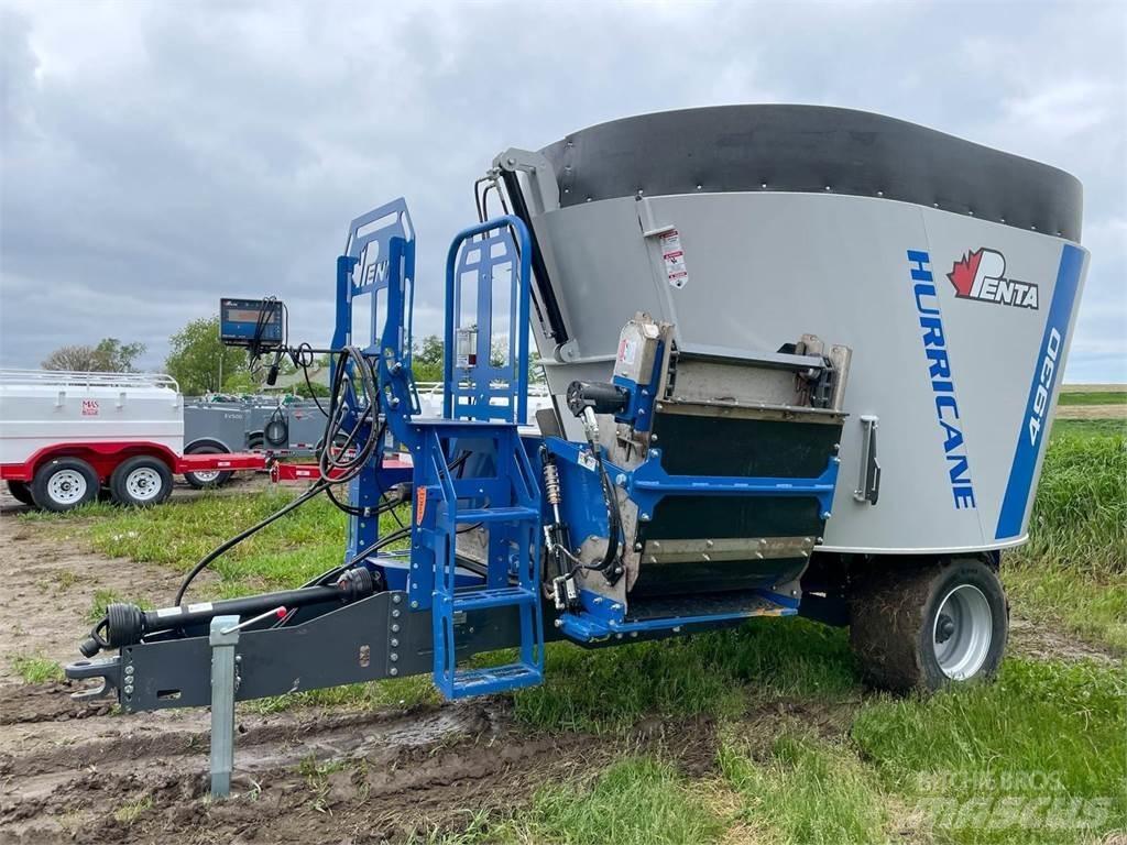 Penta 4930 Mixer feeders