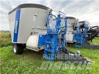 Penta 5030 Mixer feeders