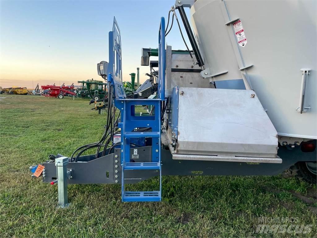 Penta 6730 Mixer feeders