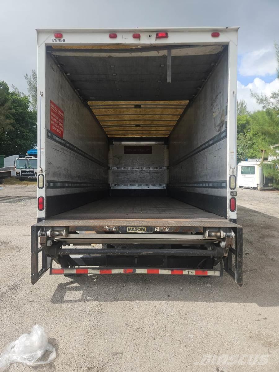  Unmarked Containerframe trailers