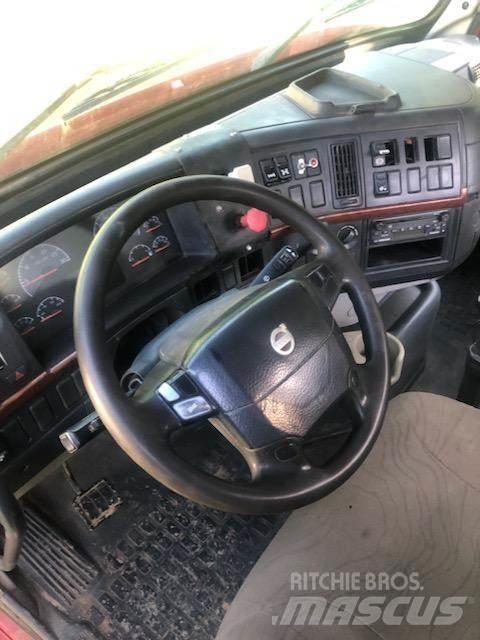 Volvo DHD Tractor Units
