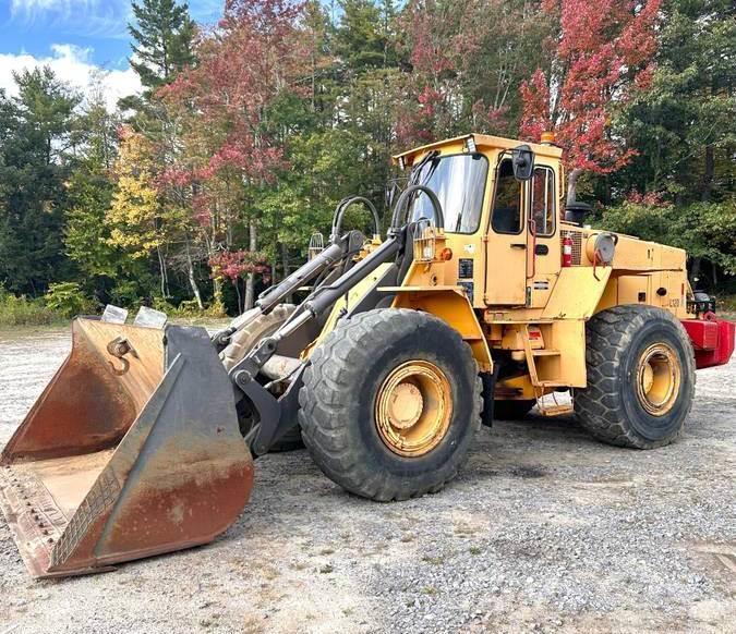 Volvo L120 Wheel loaders