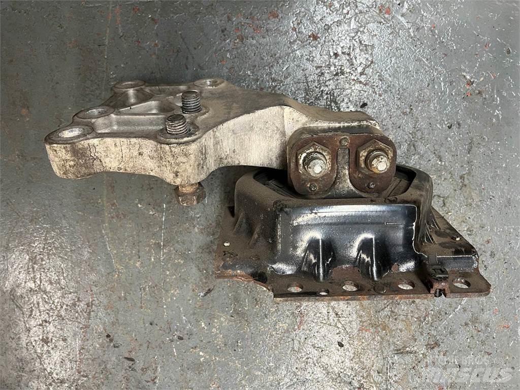 Volvo Mack Engines