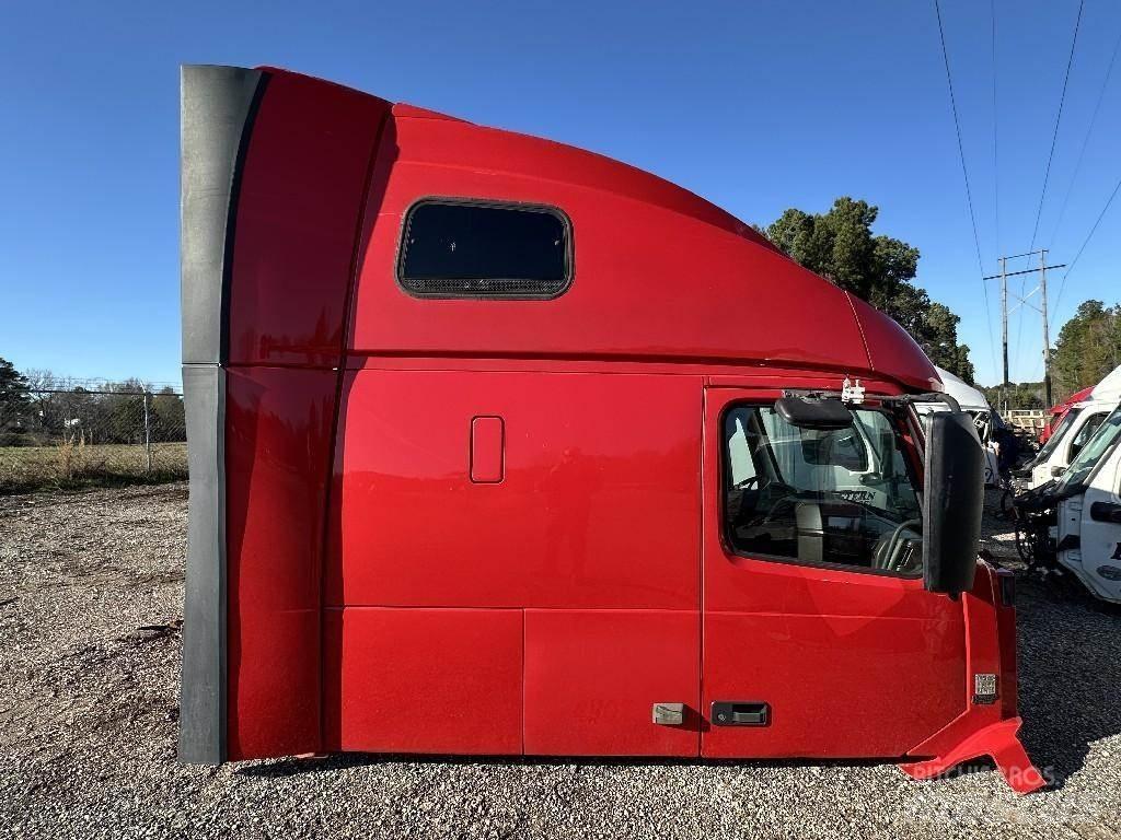 Volvo VNL Transportation - Others