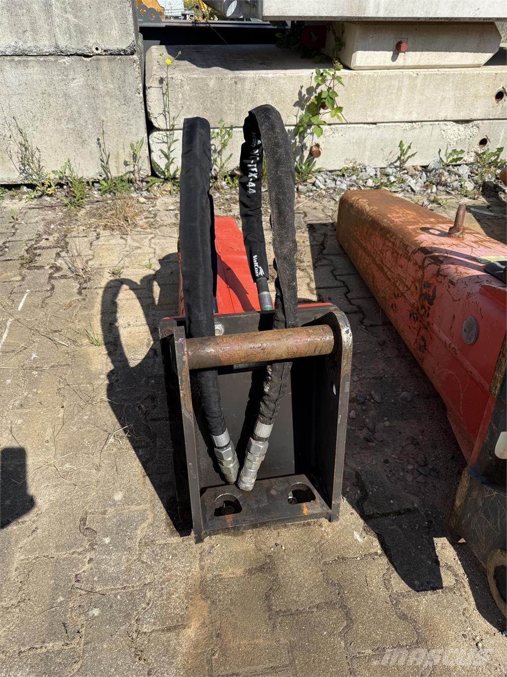 Rammer 999E Construction - Others